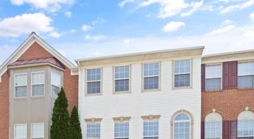 6631 HUNTER CREEK LN, ALEXANDRIA, Virginia 22315, 3 Bedrooms Bedrooms, ,3 BathroomsBathrooms,Residential,For sale,6631 HUNTER CREEK LN,VAFX2193876 MLS # VAFX2193876