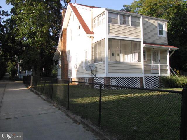 1210 FARRAGUT ST NW, WASHINGTON, District Of Columbia 20011, 4 Bedrooms Bedrooms, ,2 BathroomsBathrooms,Residential,For sale,1210 FARRAGUT ST NW,DCDC2157590 MLS # DCDC2157590