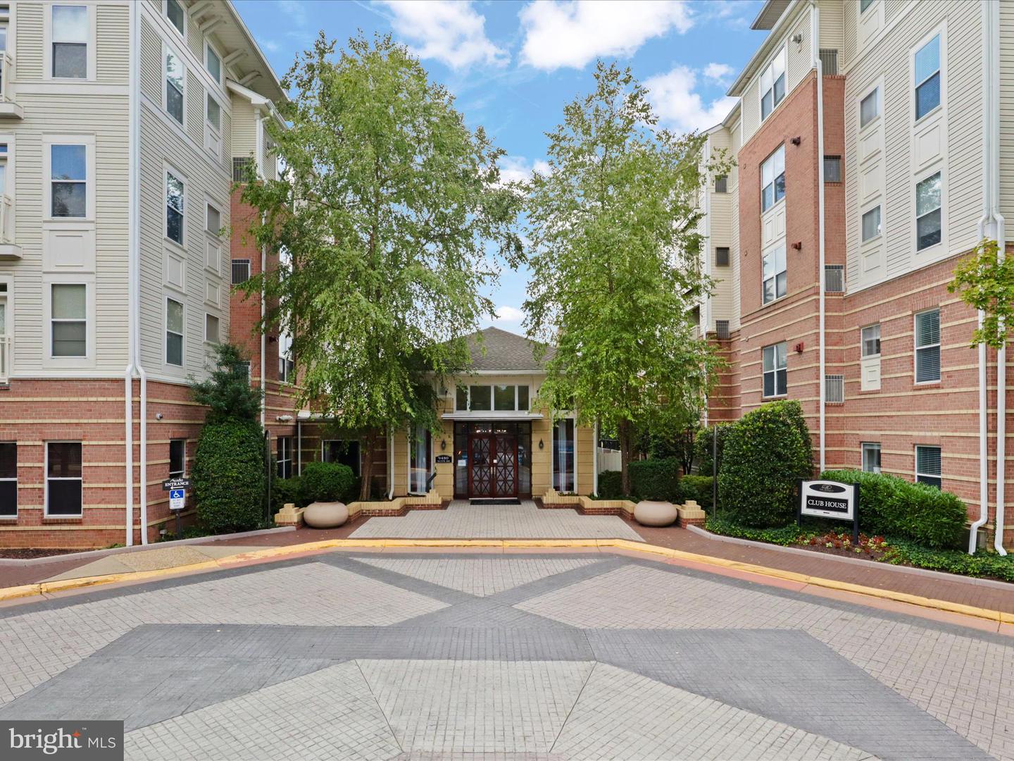 9480 VIRGINIA CENTER BLVD #107, VIENNA, Virginia 22181, 1 Bedroom Bedrooms, ,1 BathroomBathrooms,Residential,For sale,9480 VIRGINIA CENTER BLVD #107,VAFX2200698 MLS # VAFX2200698