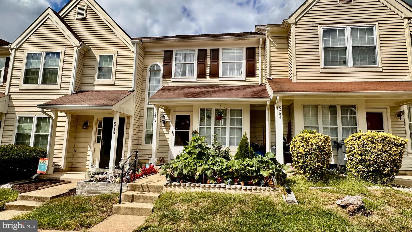 8708 VILLAGE GREEN CT, ALEXANDRIA, Virginia 22309, 3 Bedrooms Bedrooms, ,1 BathroomBathrooms,Residential,For sale,8708 VILLAGE GREEN CT,VAFX2202930 MLS # VAFX2202930