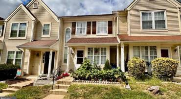 8708 VILLAGE GREEN CT, ALEXANDRIA, Virginia 22309, 3 Bedrooms Bedrooms, ,1 BathroomBathrooms,Residential,For sale,8708 VILLAGE GREEN CT,VAFX2202930 MLS # VAFX2202930