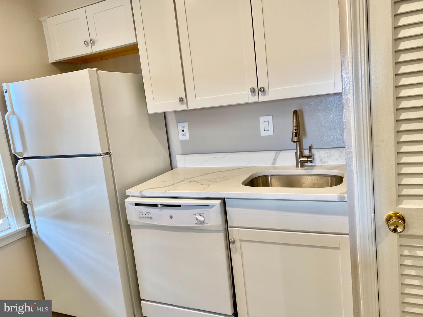 3709 ALABAMA AVE SE #301, WASHINGTON, District Of Columbia 20020, 2 Bedrooms Bedrooms, ,1 BathroomBathrooms,Residential,For sale,3709 ALABAMA AVE SE #301,DCDC2160974 MLS # DCDC2160974