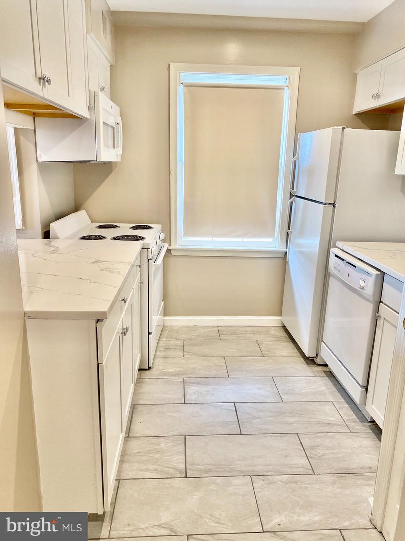 3709 ALABAMA AVE SE #301, WASHINGTON, District Of Columbia 20020, 2 Bedrooms Bedrooms, ,1 BathroomBathrooms,Residential,For sale,3709 ALABAMA AVE SE #301,DCDC2160974 MLS # DCDC2160974