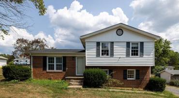 25 WALLACE LN, LURAY, Virginia 22835, 3 Bedrooms Bedrooms, ,2 BathroomsBathrooms,Residential,25 WALLACE LN,655480 MLS # 655480