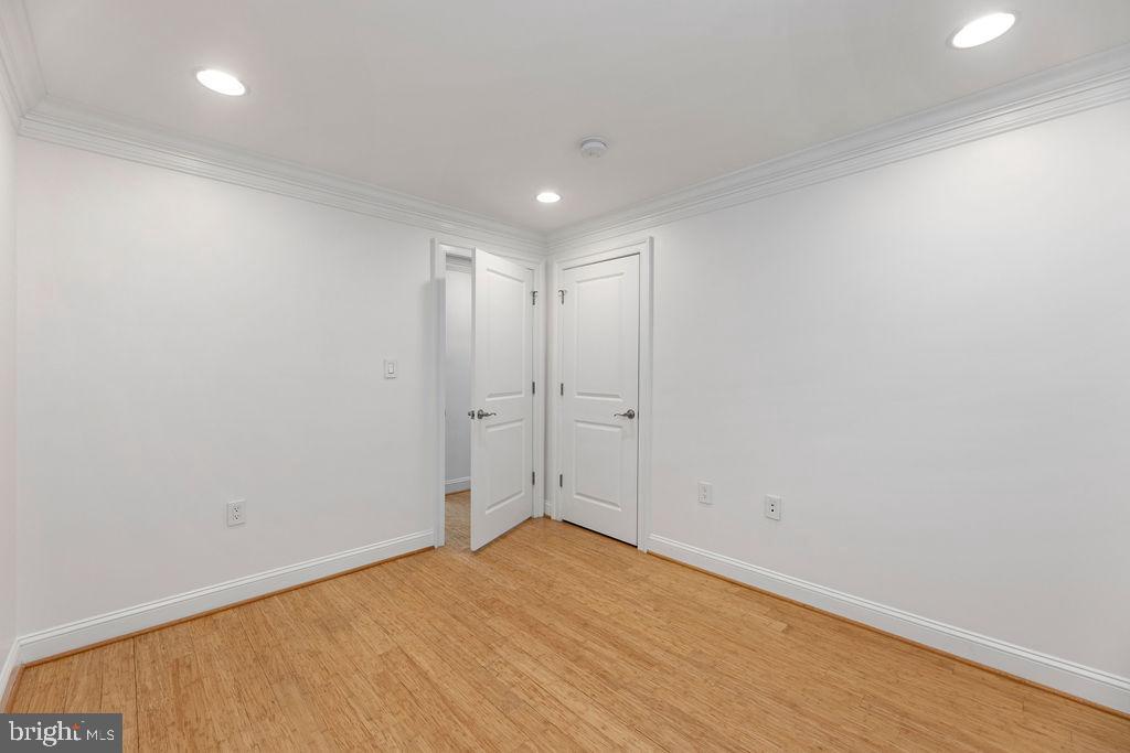 5231 CONNECTICUT AVE NW #202, WASHINGTON, District Of Columbia 20015, 2 Bedrooms Bedrooms, 5 Rooms Rooms,2 BathroomsBathrooms,Residential,For sale,5231 CONNECTICUT AVE NW #202,DCDC2141212 MLS # DCDC2141212