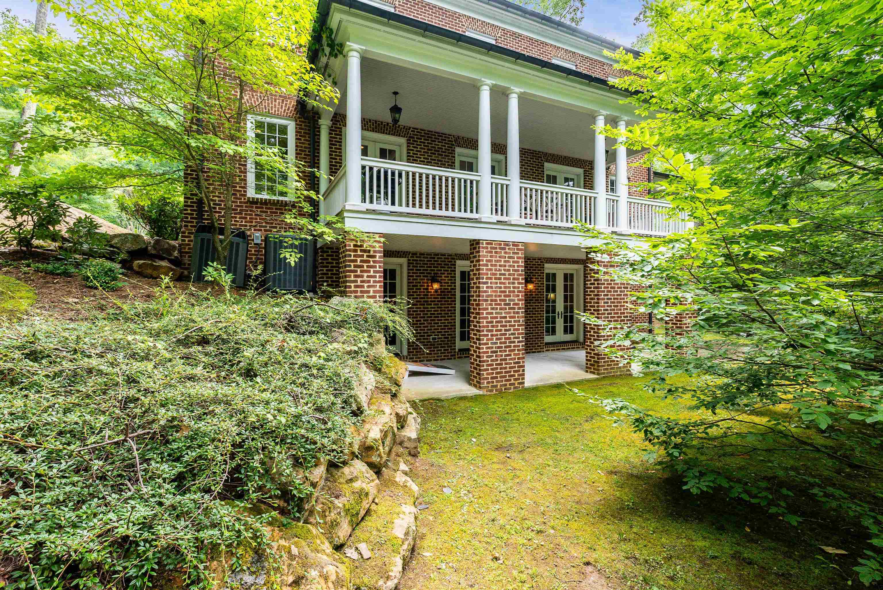 33 DONALD ROSS TRL, HOT SPRINGS, Virginia 24445, 5 Bedrooms Bedrooms, ,4 BathroomsBathrooms,Residential,33 DONALD ROSS TRL,657190 MLS # 657190