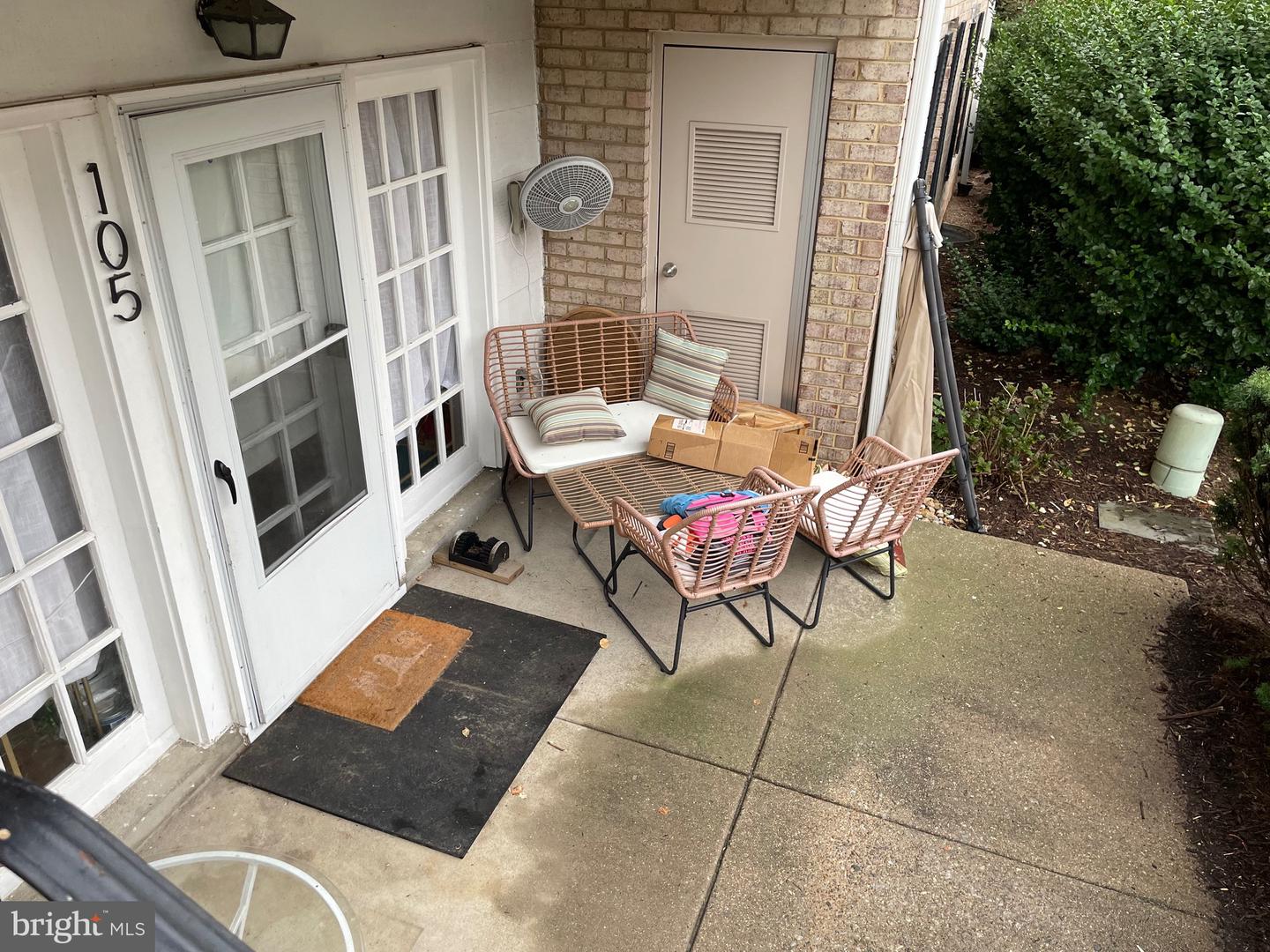 12715 GORDON BLVD #105, WOODBRIDGE, Virginia 22192, 2 Bedrooms Bedrooms, ,2 BathroomsBathrooms,Residential,For sale,12715 GORDON BLVD #105,VAPW2077940 MLS # VAPW2077940