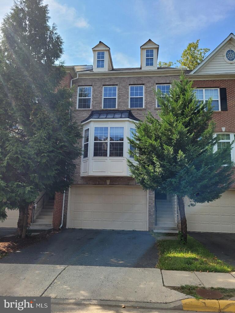 4522 ENGLISH HOLLY DR, FAIRFAX, Virginia 22030, 3 Bedrooms Bedrooms, ,2 BathroomsBathrooms,Residential,For sale,4522 ENGLISH HOLLY DR,VAFX2202332 MLS # VAFX2202332