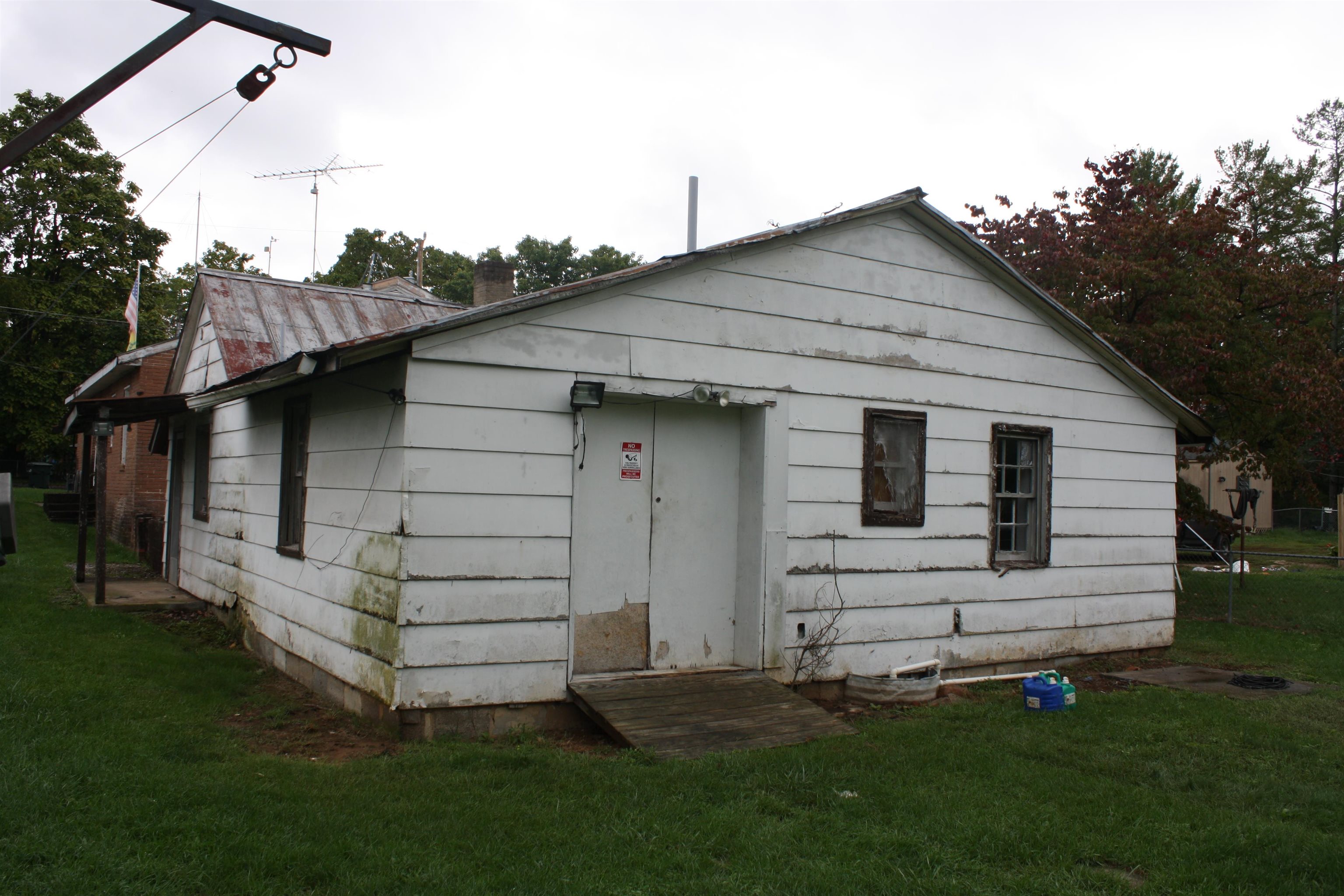 1433 HARDING AVE, WAYNESBORO, Virginia 22980, 4 Bedrooms Bedrooms, ,1 BathroomBathrooms,Residential,1433 HARDING AVE,657198 MLS # 657198