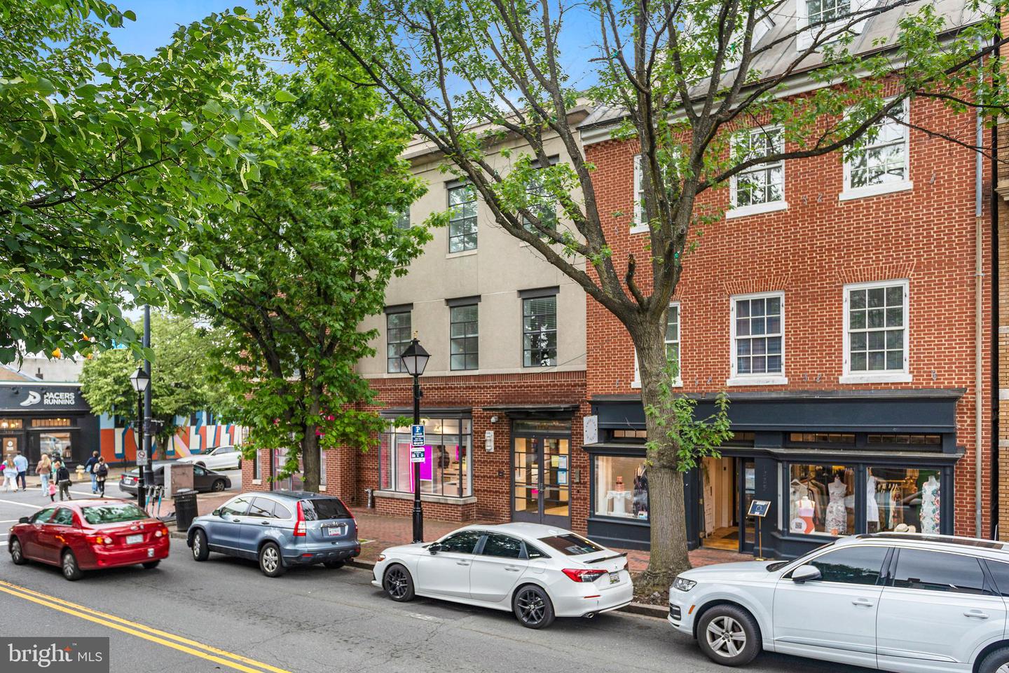 1229 KING ST #203, ALEXANDRIA, Virginia 22314, 1 Bedroom Bedrooms, ,1 BathroomBathrooms,Residential,For sale,1229 KING ST #203,VAAX2038328 MLS # VAAX2038328