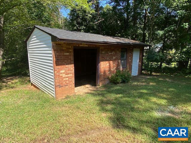 523 VAWTER CORNER RD, LOUISA, Virginia 23093, 4 Bedrooms Bedrooms, ,2 BathroomsBathrooms,Residential,For sale,523 VAWTER CORNER RD,657168 MLS # 657168