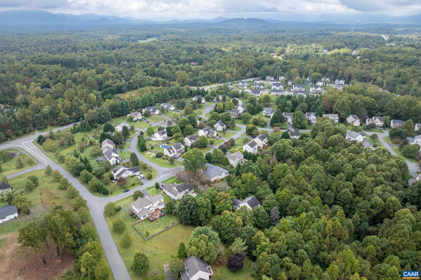 5349 WINDY RIDGE RD, CHARLOTTESVILLE, Virginia 22903, 4 Bedrooms Bedrooms, ,3 BathroomsBathrooms,Residential,For sale,5349 WINDY RIDGE RD,657127 MLS # 657127