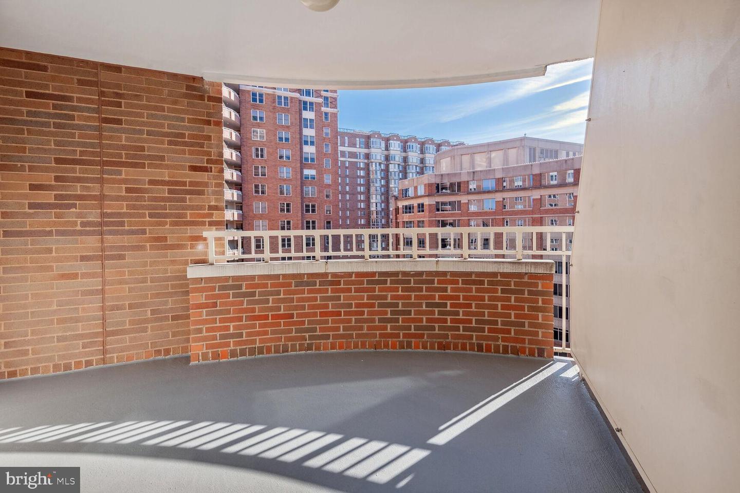 900 N TAYLOR ST #1011, ARLINGTON, Virginia 22203, 1 Bedroom Bedrooms, ,1 BathroomBathrooms,Residential,For sale,900 N TAYLOR ST #1011,VAAR2049064 MLS # VAAR2049064