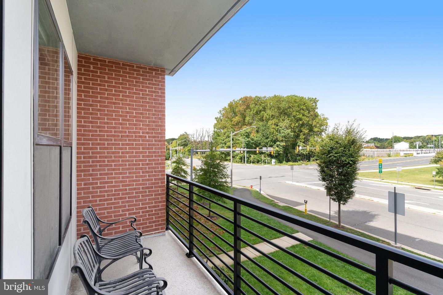 2960 VADEN DR #2-207, FAIRFAX, Virginia 22031, 2 Bedrooms Bedrooms, ,2 BathroomsBathrooms,Residential,For sale,2960 VADEN DR #2-207,VAFX2203560 MLS # VAFX2203560