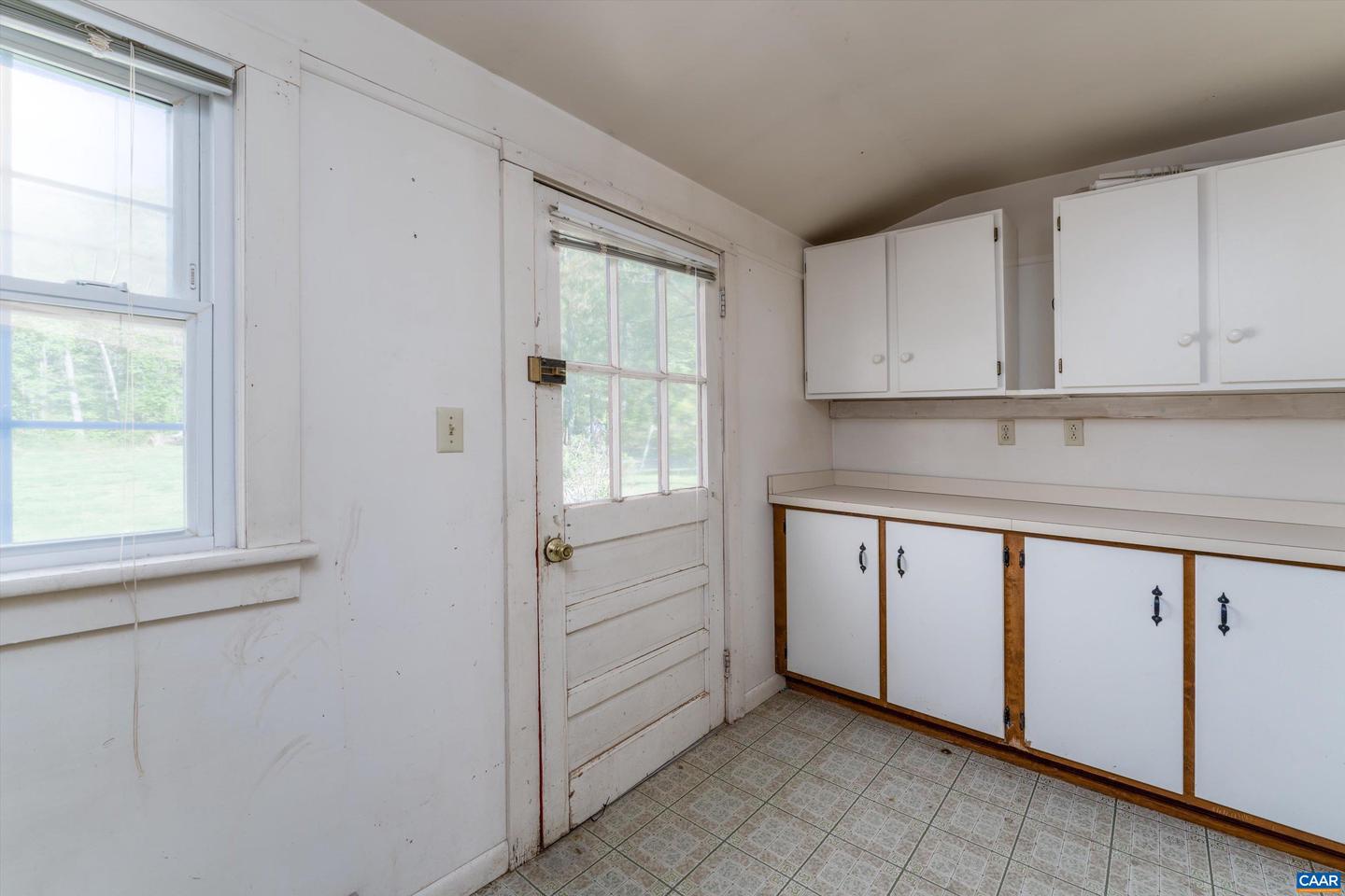 5355 JAMES MADISON HWY, FORK UNION, Virginia 23055, 3 Bedrooms Bedrooms, ,2 BathroomsBathrooms,Residential,For sale,5355 JAMES MADISON HWY,657207 MLS # 657207