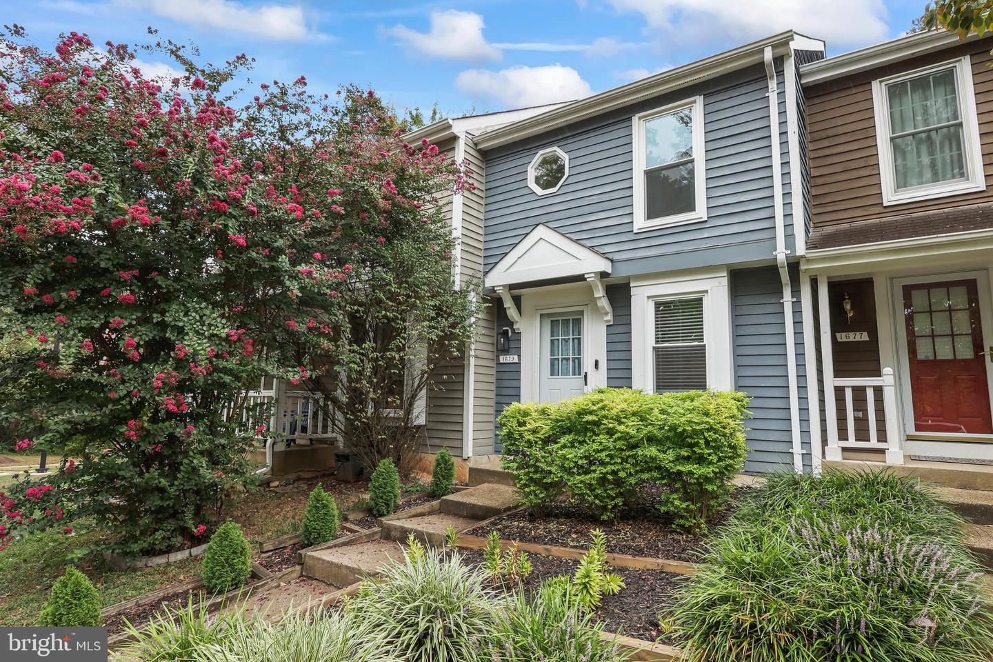 1679 POPLAR GROVE DR, RESTON, Virginia 20194, 2 Bedrooms Bedrooms, 4 Rooms Rooms,1 BathroomBathrooms,Residential,For sale,1679 POPLAR GROVE DR,VAFX2202532 MLS # VAFX2202532