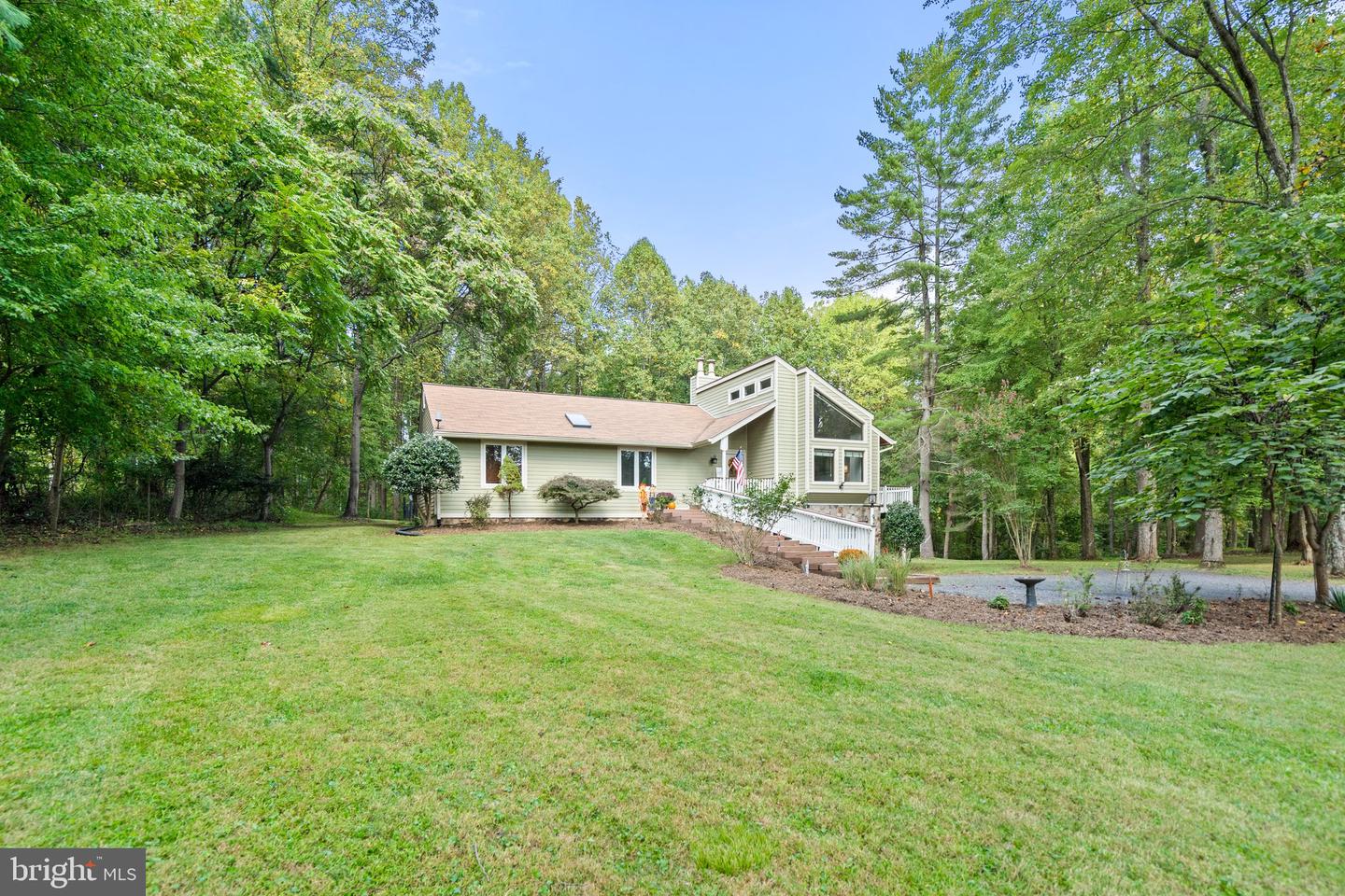 6420 OLD BUST HEAD RD, BROAD RUN, Virginia 20137, 3 Bedrooms Bedrooms, ,3 BathroomsBathrooms,Residential,For sale,6420 OLD BUST HEAD RD,VAFQ2014058 MLS # VAFQ2014058