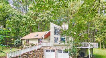 6420 OLD BUST HEAD RD, BROAD RUN, Virginia 20137, 3 Bedrooms Bedrooms, ,3 BathroomsBathrooms,Residential,For sale,6420 OLD BUST HEAD RD,VAFQ2014058 MLS # VAFQ2014058