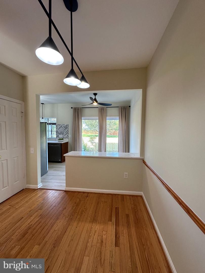 7189 FAIRFIELD CT, ALEXANDRIA, Virginia 22306, 2 Bedrooms Bedrooms, ,3 BathroomsBathrooms,Residential,For sale,7189 FAIRFIELD CT,VAFX2203300 MLS # VAFX2203300