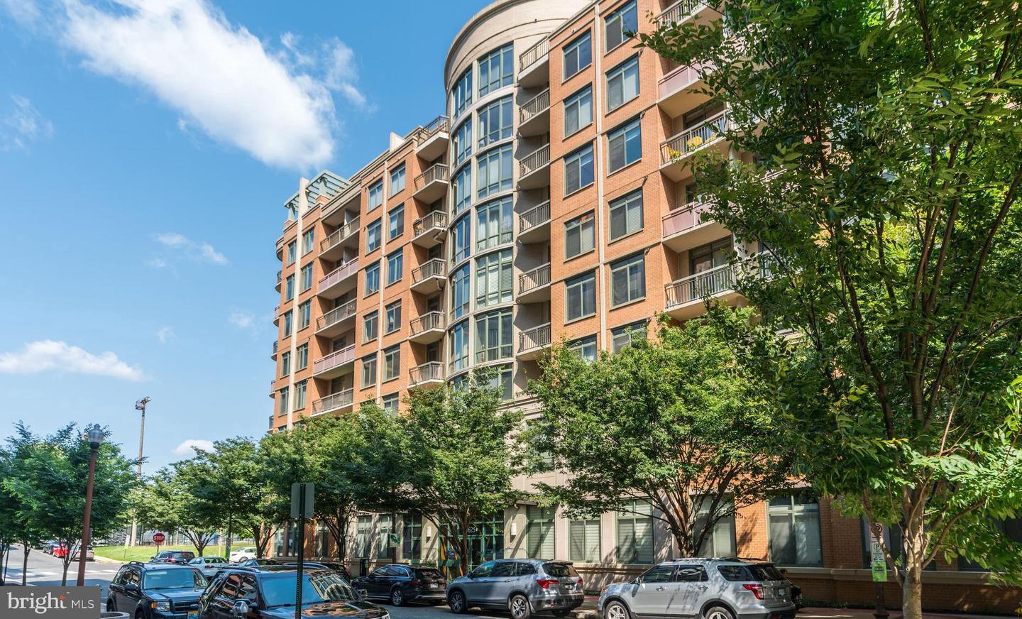 3625 10TH ST N #208, ARLINGTON, Virginia 22201, 3 Bedrooms Bedrooms, 7 Rooms Rooms,2 BathroomsBathrooms,Residential,For sale,3625 10TH ST N #208,VAAR2049104 MLS # VAAR2049104