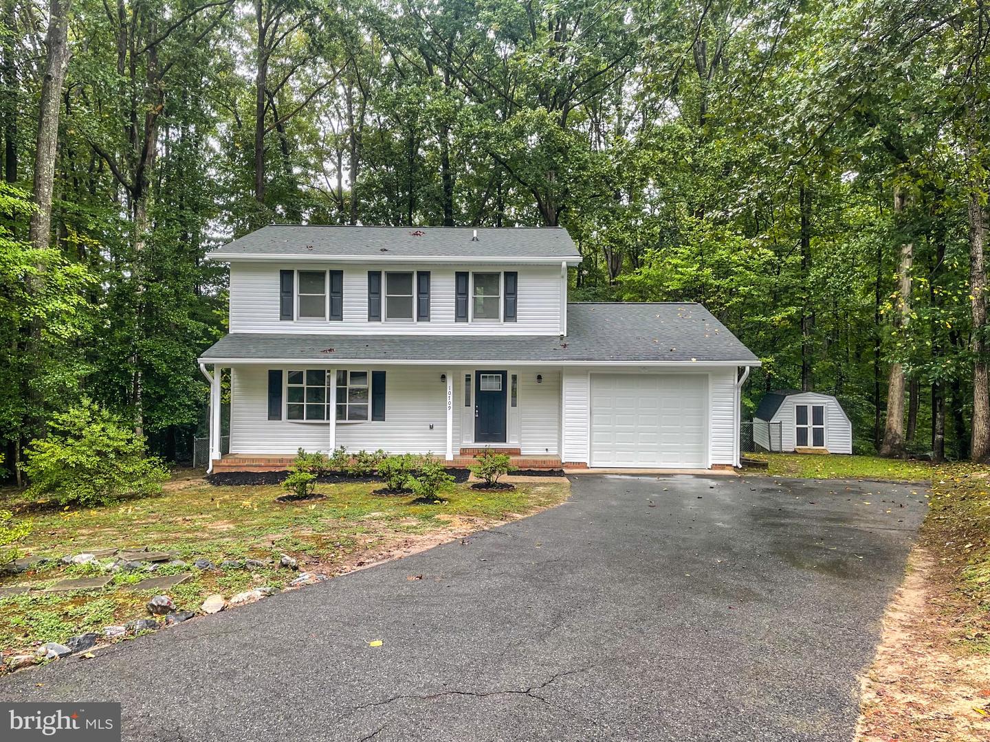 10709 HEAVENWOOD CT, SPOTSYLVANIA, Virginia 22553, 3 Bedrooms Bedrooms, ,2 BathroomsBathrooms,Residential,For sale,10709 HEAVENWOOD CT,VASP2028180 MLS # VASP2028180