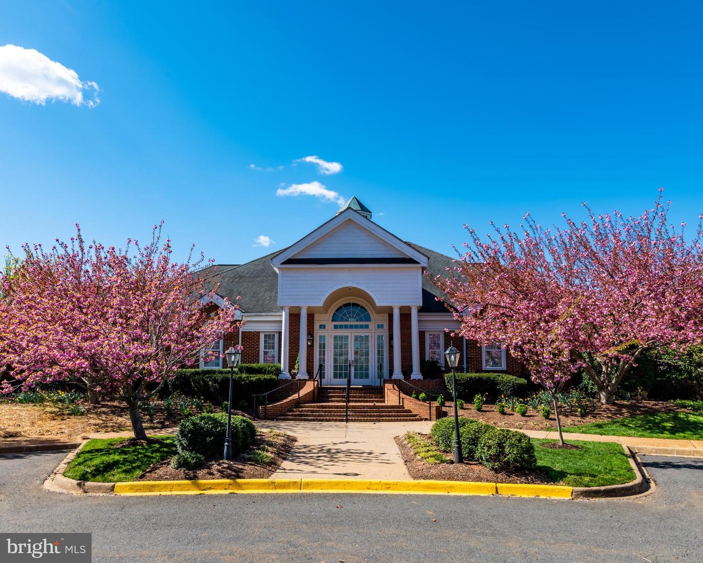 10804 CHATHAM RIDGE WAY, SPOTSYLVANIA, Virginia 22551, 4 Bedrooms Bedrooms, ,4 BathroomsBathrooms,Residential,For sale,10804 CHATHAM RIDGE WAY,VASP2028182 MLS # VASP2028182