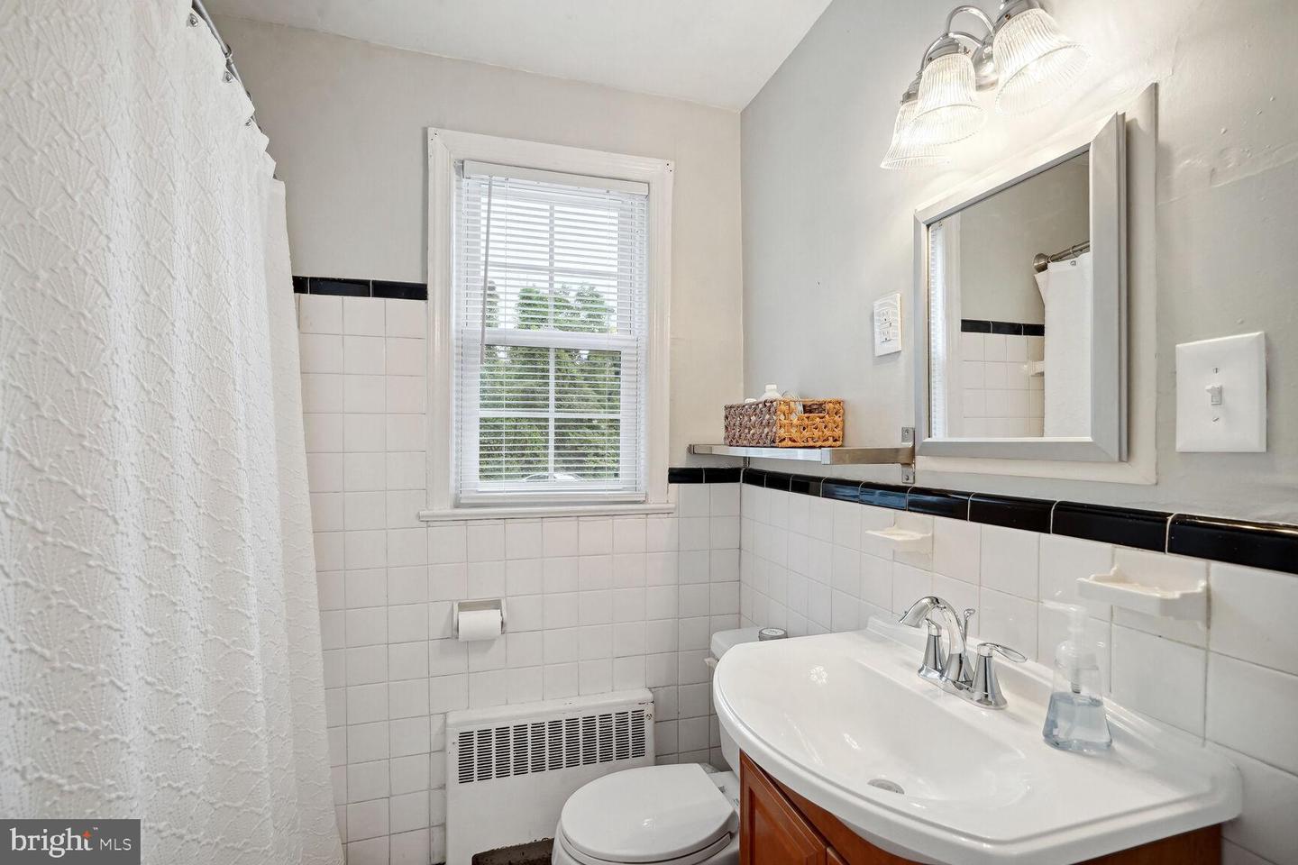 1803 BELLE VIEW BLVD #A1, ALEXANDRIA, Virginia 22307, 1 Bedroom Bedrooms, ,1 BathroomBathrooms,Residential,For sale,1803 BELLE VIEW BLVD #A1,VAFX2203736 MLS # VAFX2203736