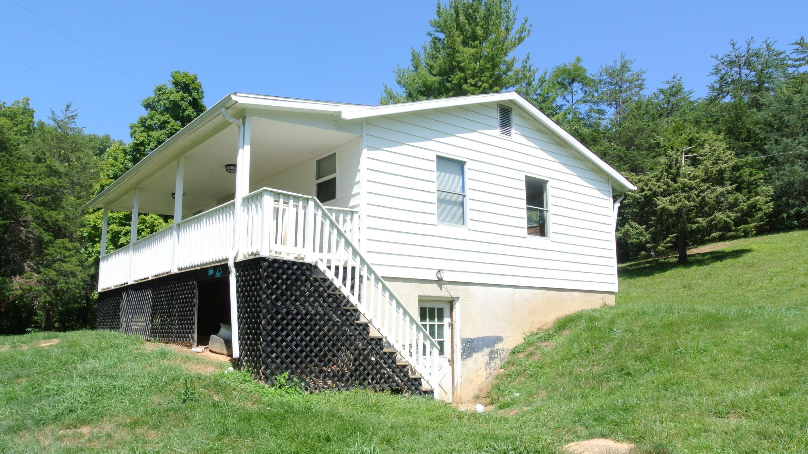 192 UNEXPECTED RD, LEXINGTON, Virginia 24450, 2 Bedrooms Bedrooms, ,1 BathroomBathrooms,Residential,192 UNEXPECTED RD,656210 MLS # 656210