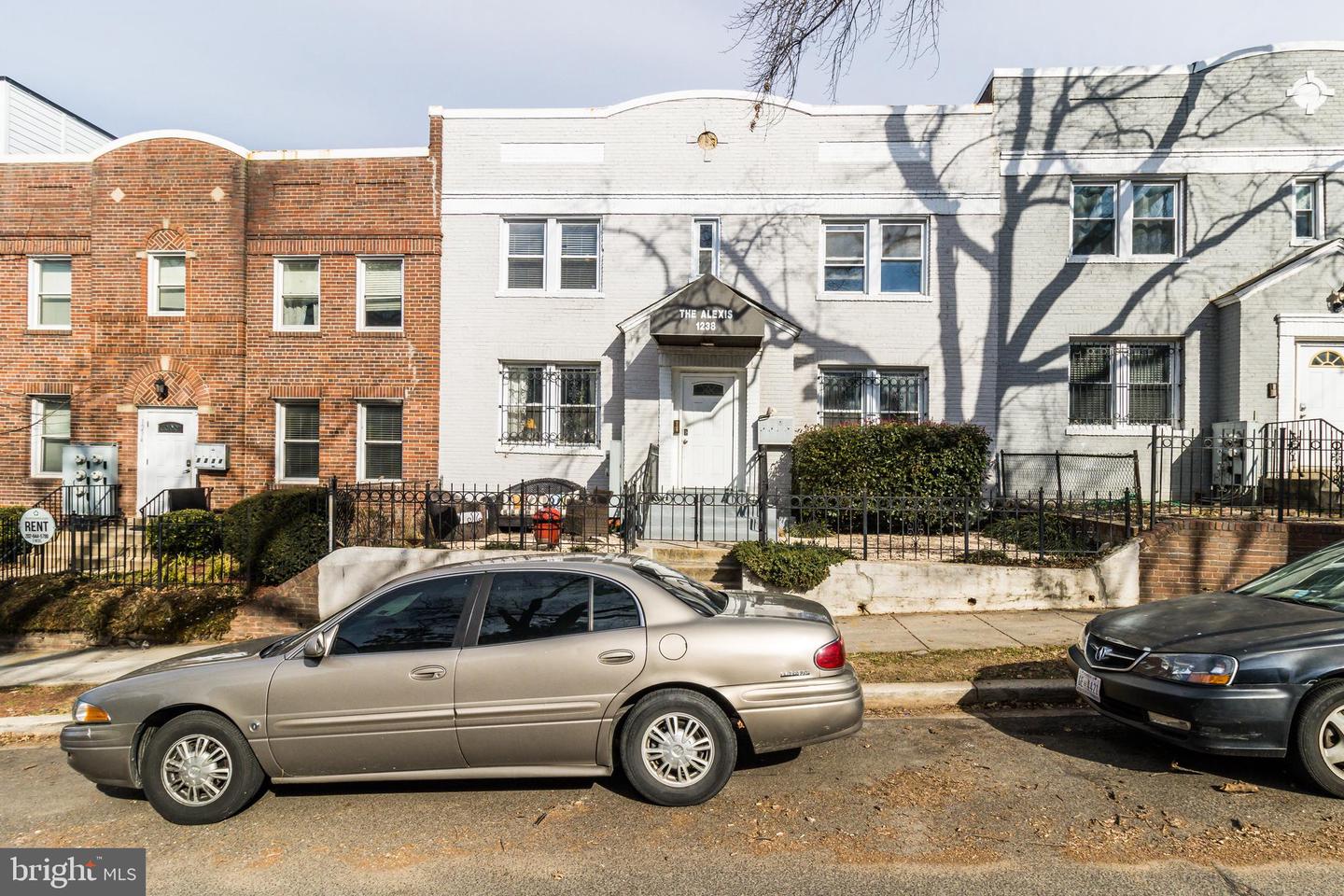 1238 NE QUEEN ST NE #3, WASHINGTON, District Of Columbia 20002, 2 Bedrooms Bedrooms, ,1 BathroomBathrooms,Residential,For sale,1238 NE QUEEN ST NE #3,DCDC2153210 MLS # DCDC2153210