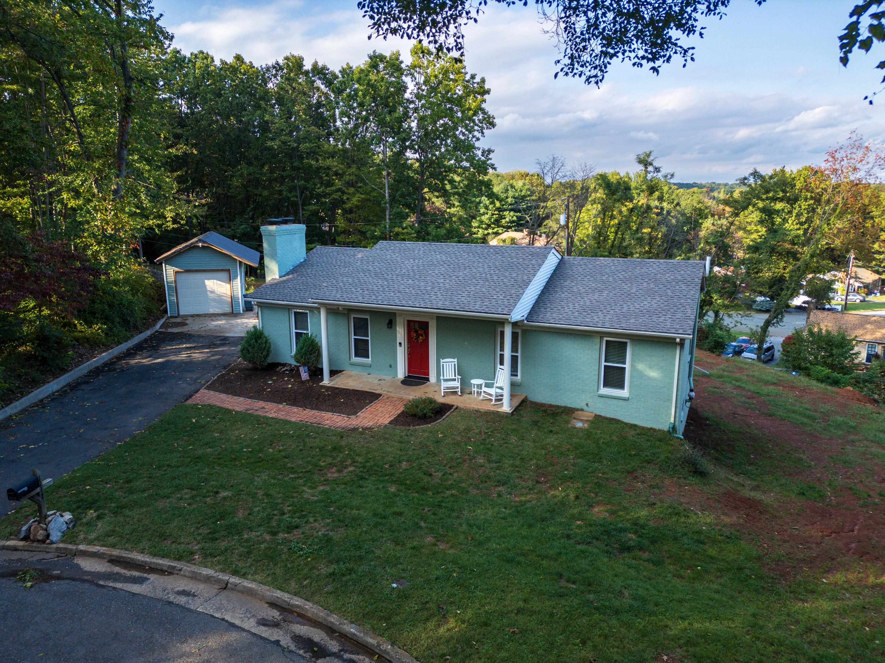 1112 PINE GLEN RD, STAUNTON, Virginia 24401, 5 Bedrooms Bedrooms, ,3 BathroomsBathrooms,Residential,1112 PINE GLEN RD,657229 MLS # 657229