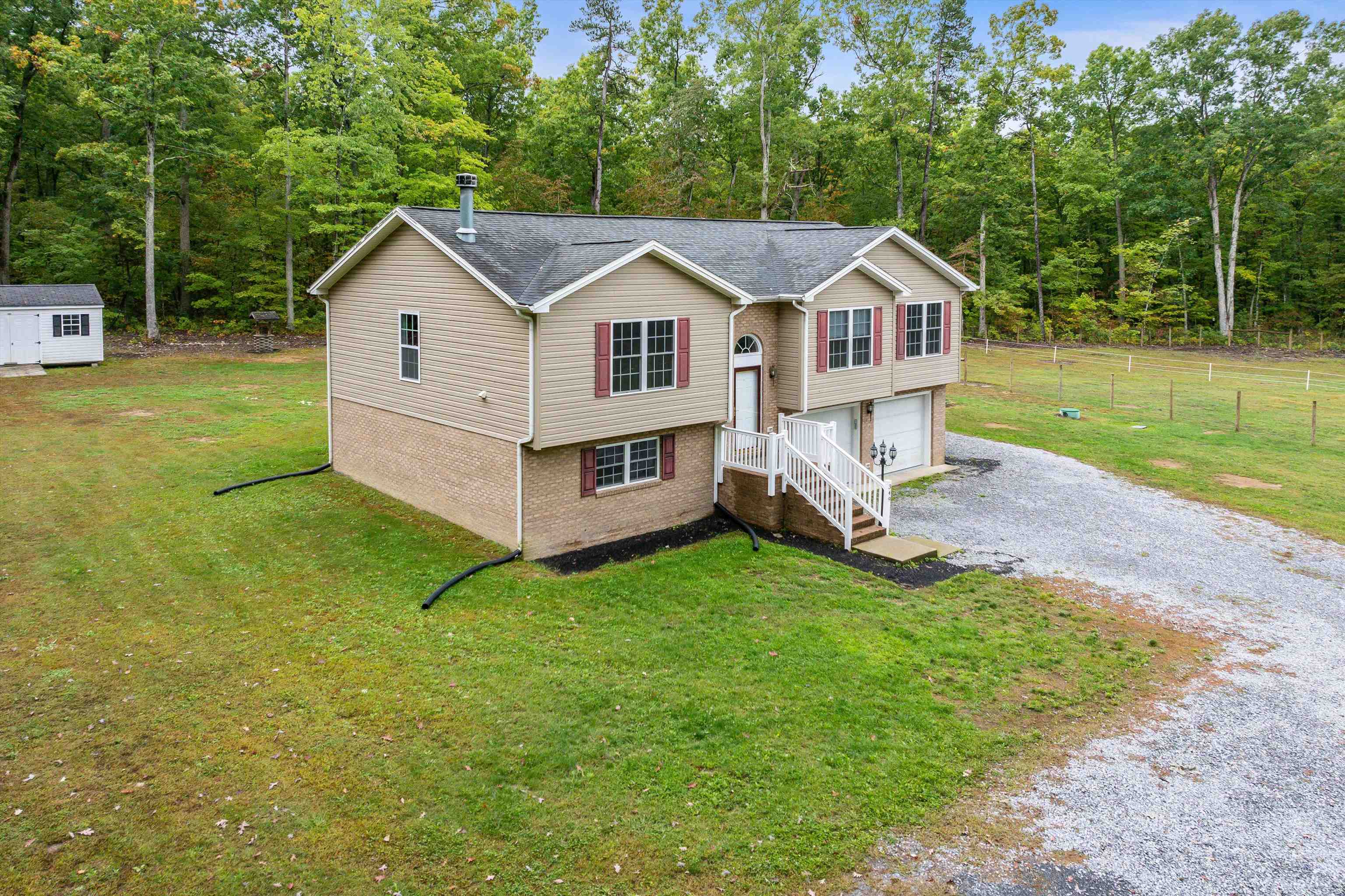 349 THOROFARE RD, CRIMORA, Virginia 24431, 3 Bedrooms Bedrooms, ,3 BathroomsBathrooms,Residential,349 THOROFARE RD,657236 MLS # 657236