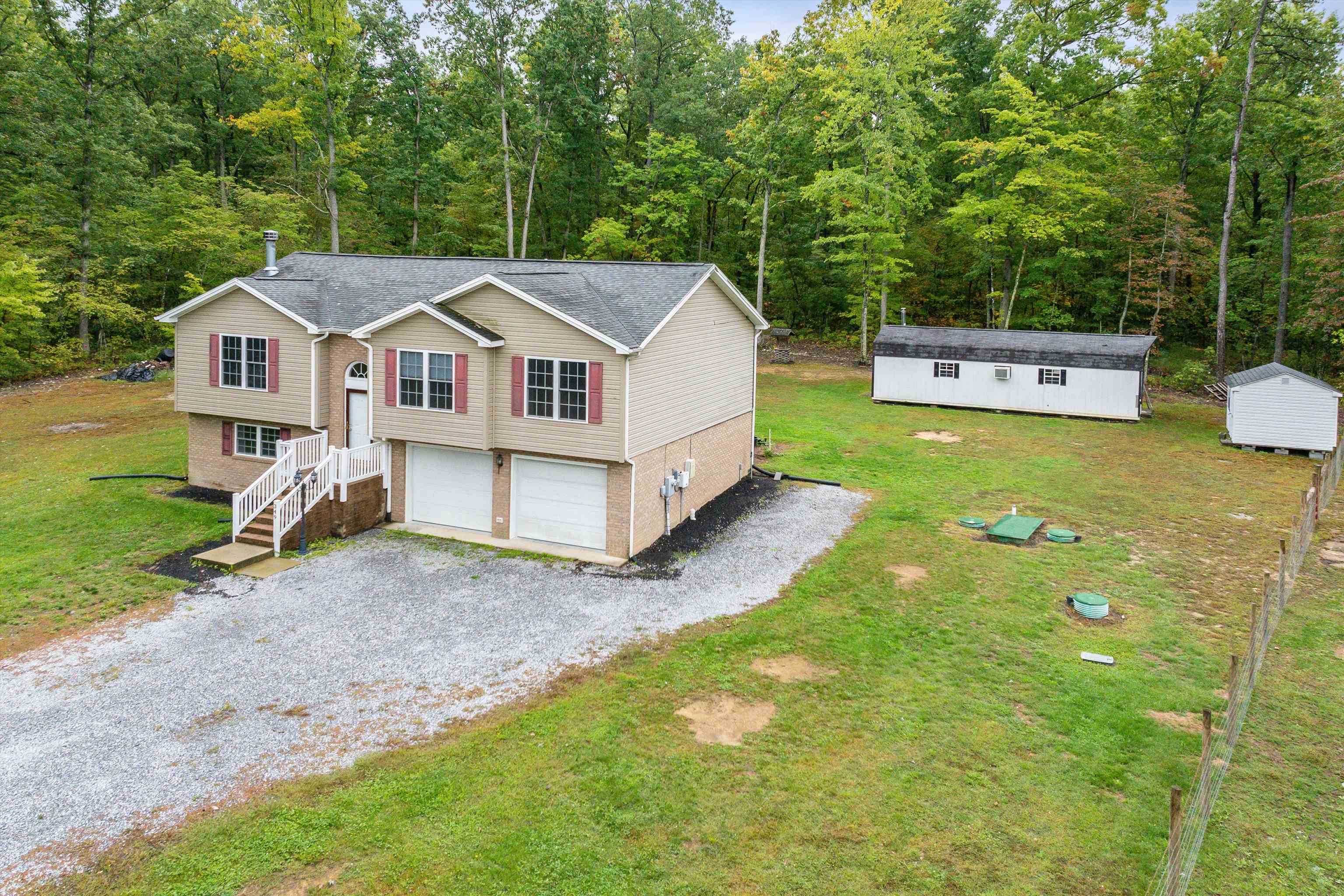 349 THOROFARE RD, CRIMORA, Virginia 24431, 3 Bedrooms Bedrooms, ,3 BathroomsBathrooms,Residential,349 THOROFARE RD,657236 MLS # 657236