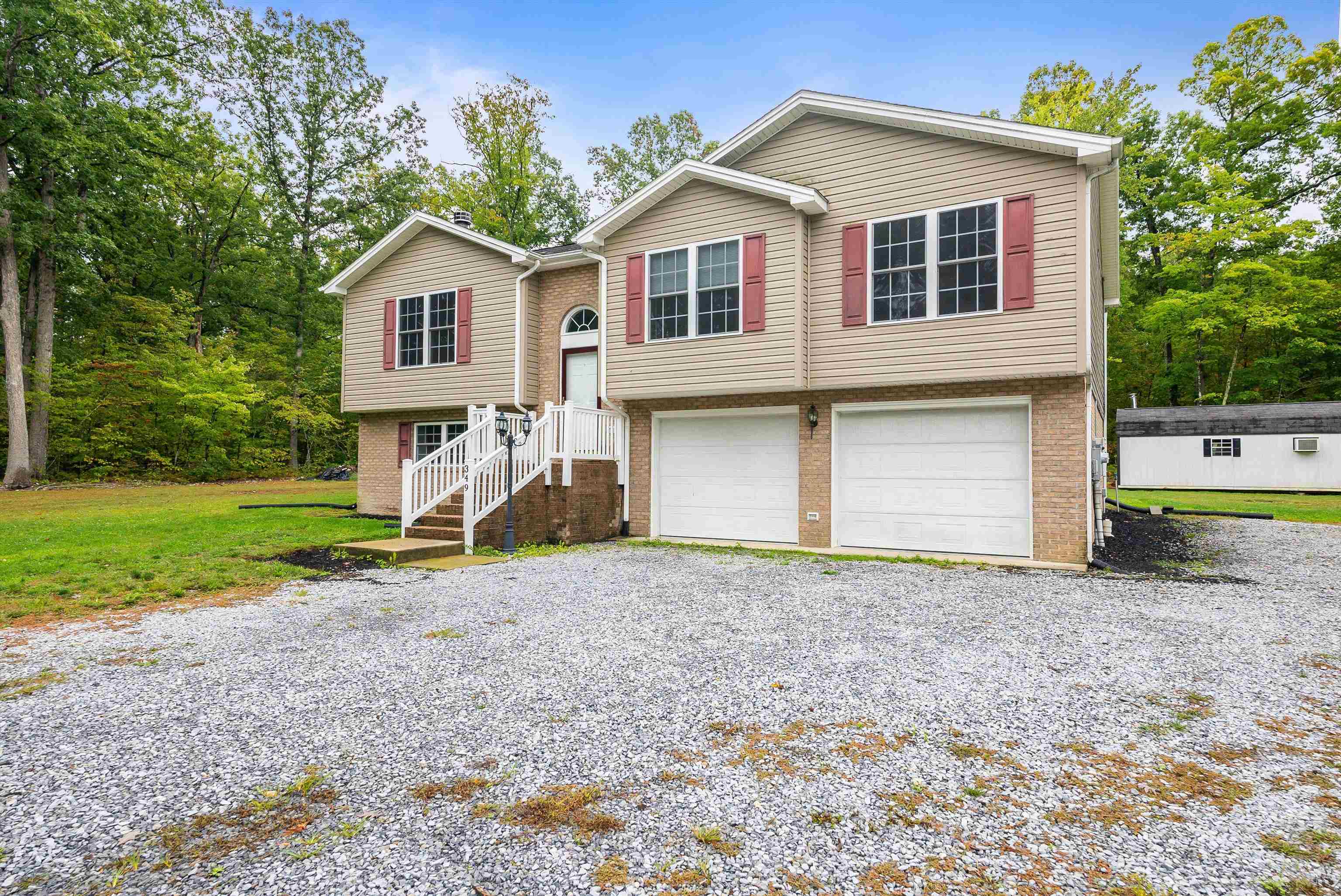 349 THOROFARE RD, CRIMORA, Virginia 24431, 3 Bedrooms Bedrooms, ,3 BathroomsBathrooms,Residential,349 THOROFARE RD,657236 MLS # 657236