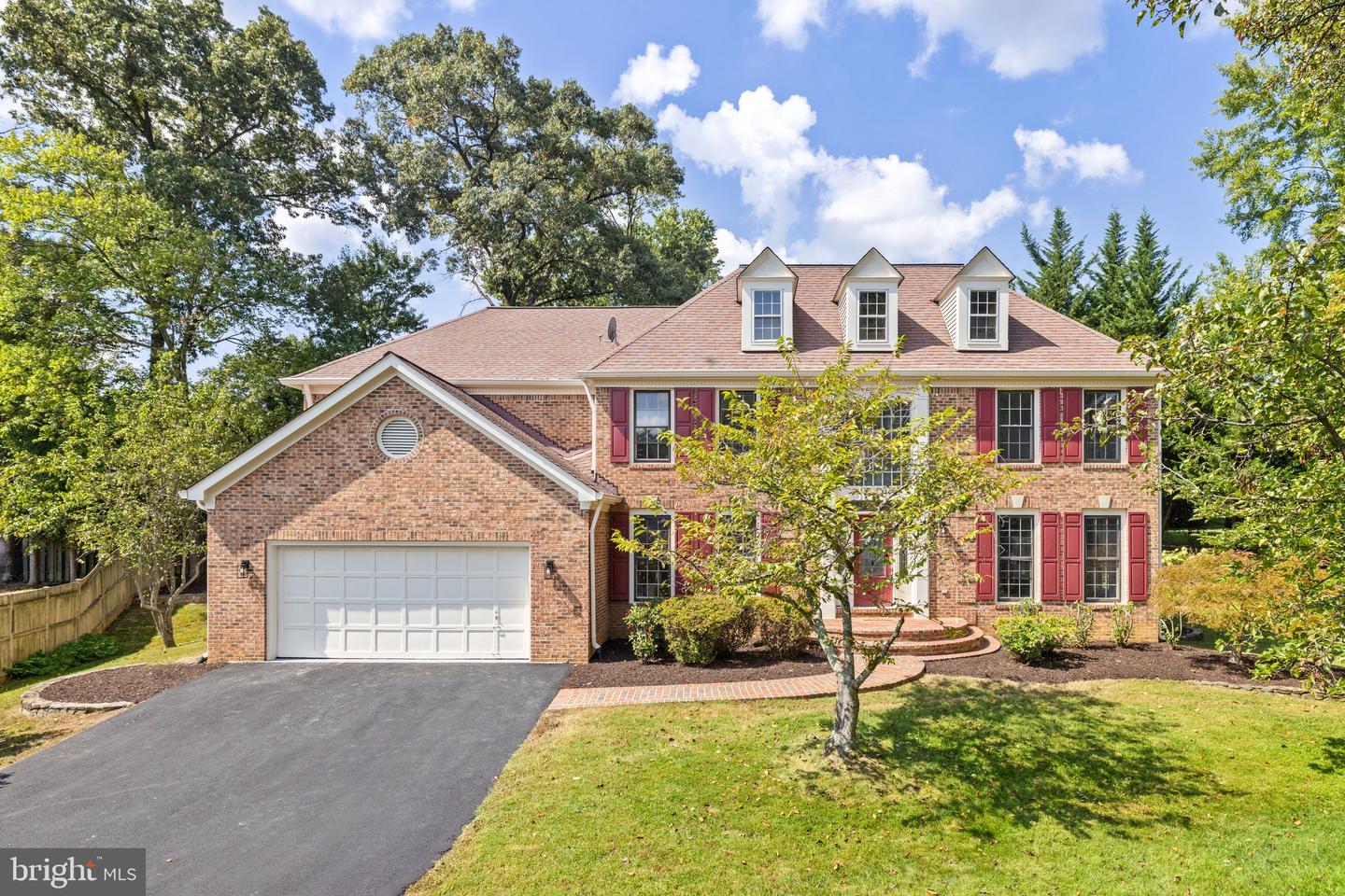 9610 JENNY LN, FAIRFAX, Virginia 22032, 5 Bedrooms Bedrooms, ,3 BathroomsBathrooms,Residential,For sale,9610 JENNY LN,VAFX2196832 MLS # VAFX2196832