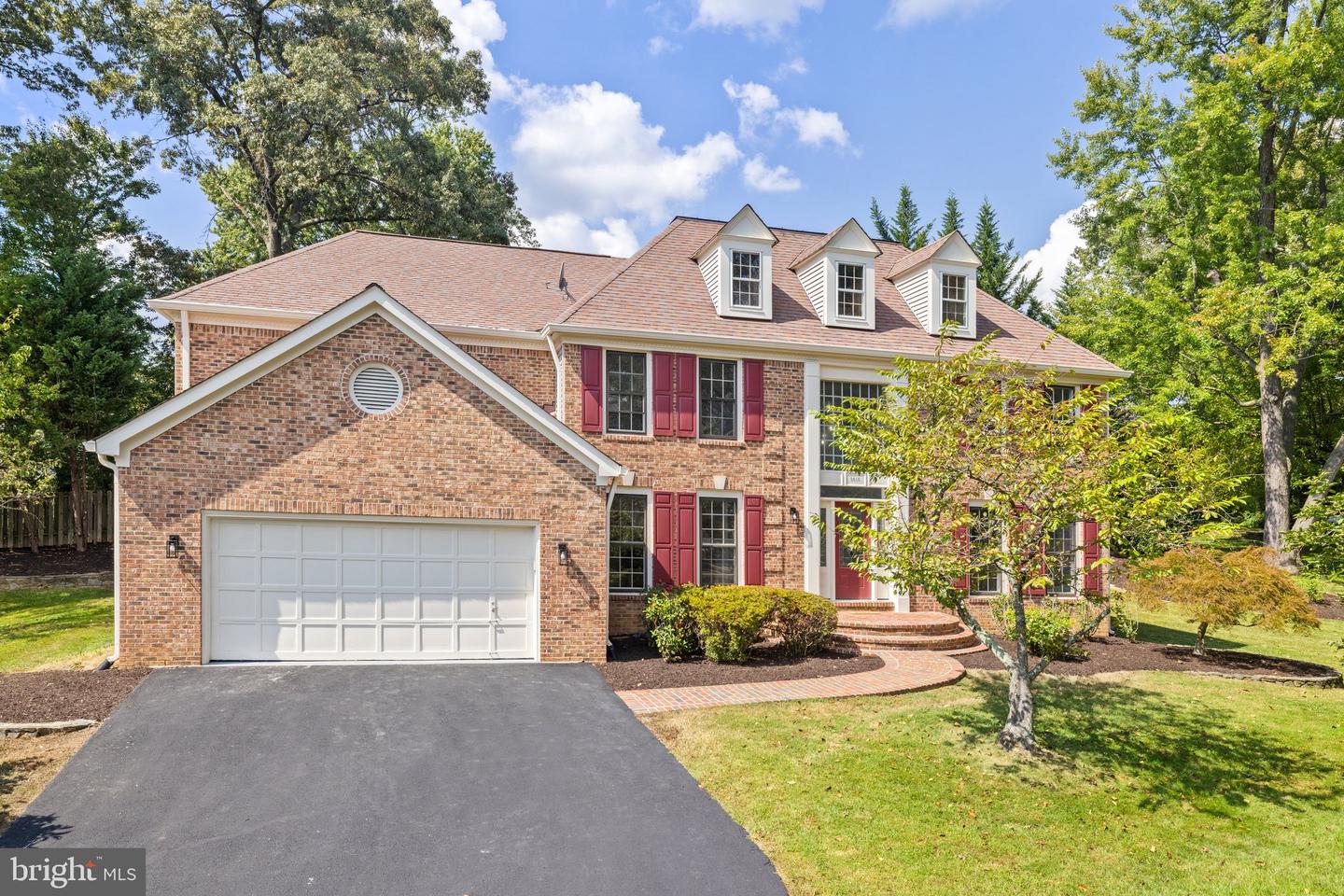 9610 JENNY LN, FAIRFAX, Virginia 22032, 5 Bedrooms Bedrooms, ,3 BathroomsBathrooms,Residential,For sale,9610 JENNY LN,VAFX2196832 MLS # VAFX2196832