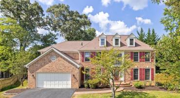 9610 JENNY LN, FAIRFAX, Virginia 22032, 5 Bedrooms Bedrooms, ,3 BathroomsBathrooms,Residential,For sale,9610 JENNY LN,VAFX2196832 MLS # VAFX2196832