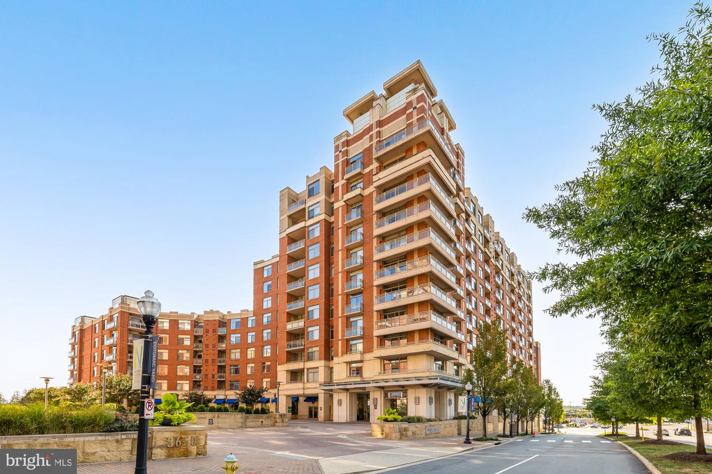 3600 S GLEBE RD #415W, ARLINGTON, Virginia 22202, 1 Bedroom Bedrooms, ,1 BathroomBathrooms,Residential,For sale,3600 S GLEBE RD #415W,VAAR2047700 MLS # VAAR2047700