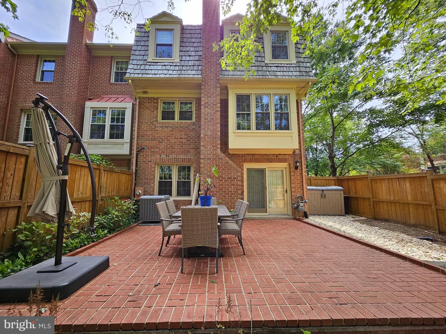 5155 HERITAGE LN, ALEXANDRIA, Virginia 22311, 3 Bedrooms Bedrooms, ,2 BathroomsBathrooms,Residential,For sale,5155 HERITAGE LN,VAAX2037402 MLS # VAAX2037402