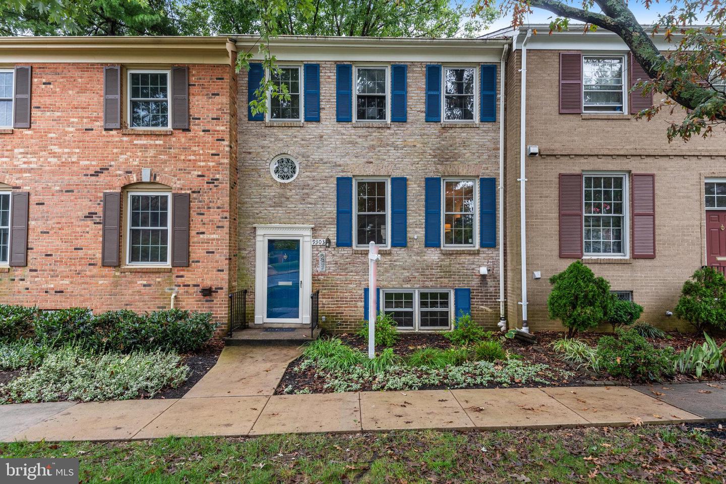 9303 MILLBRANCH PL, FAIRFAX, Virginia 22031, 4 Bedrooms Bedrooms, 8 Rooms Rooms,3 BathroomsBathrooms,Residential,For sale,9303 MILLBRANCH PL,VAFX2199068 MLS # VAFX2199068