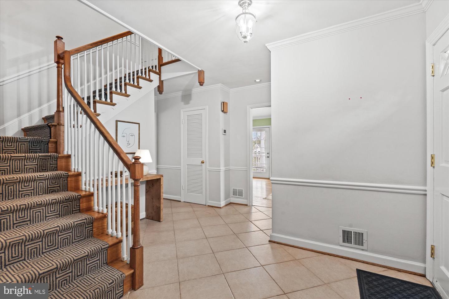 501 CANTERBURY LN, ALEXANDRIA, Virginia 22314, 4 Bedrooms Bedrooms, ,3 BathroomsBathrooms,Residential,For sale,501 CANTERBURY LN,VAAX2037518 MLS # VAAX2037518