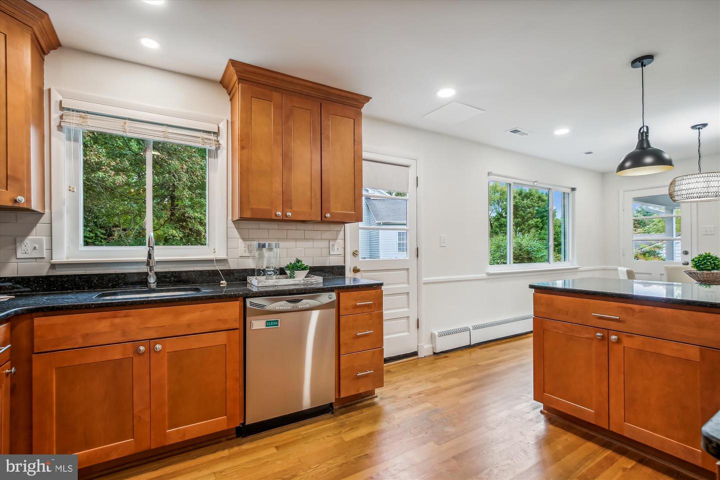 2307 BARBOUR RD, FALLS CHURCH, Virginia 22043, 5 Bedrooms Bedrooms, ,3 BathroomsBathrooms,Residential,For sale,2307 BARBOUR RD,VAFX2199384 MLS # VAFX2199384