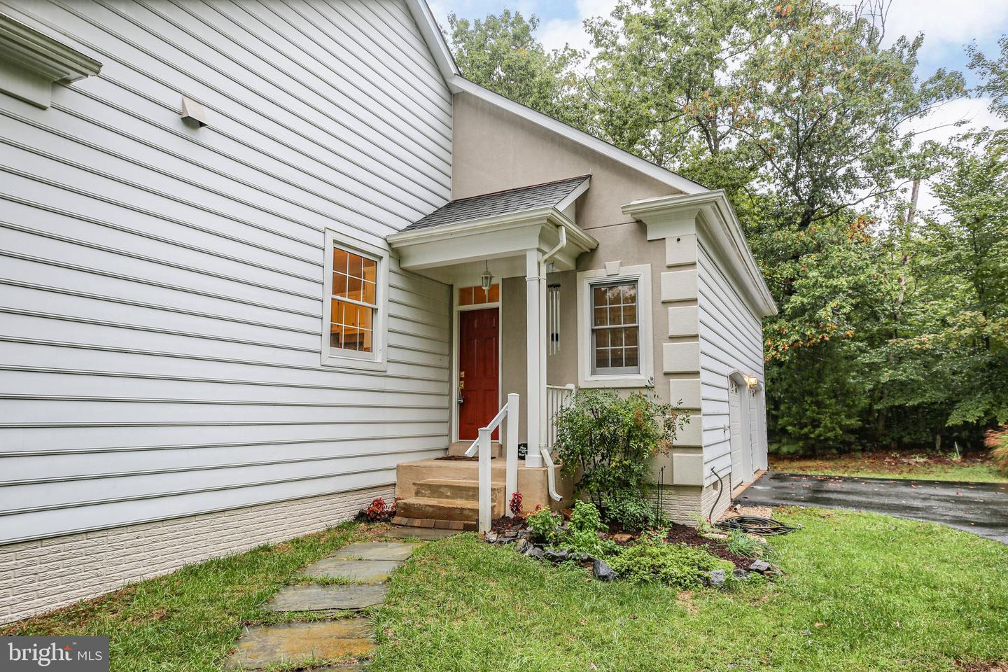 8201 BAYONET POINT CT, FREDERICKSBURG, Virginia 22407, 3 Bedrooms Bedrooms, ,4 BathroomsBathrooms,Residential,For sale,8201 BAYONET POINT CT,VASP2027832 MLS # VASP2027832