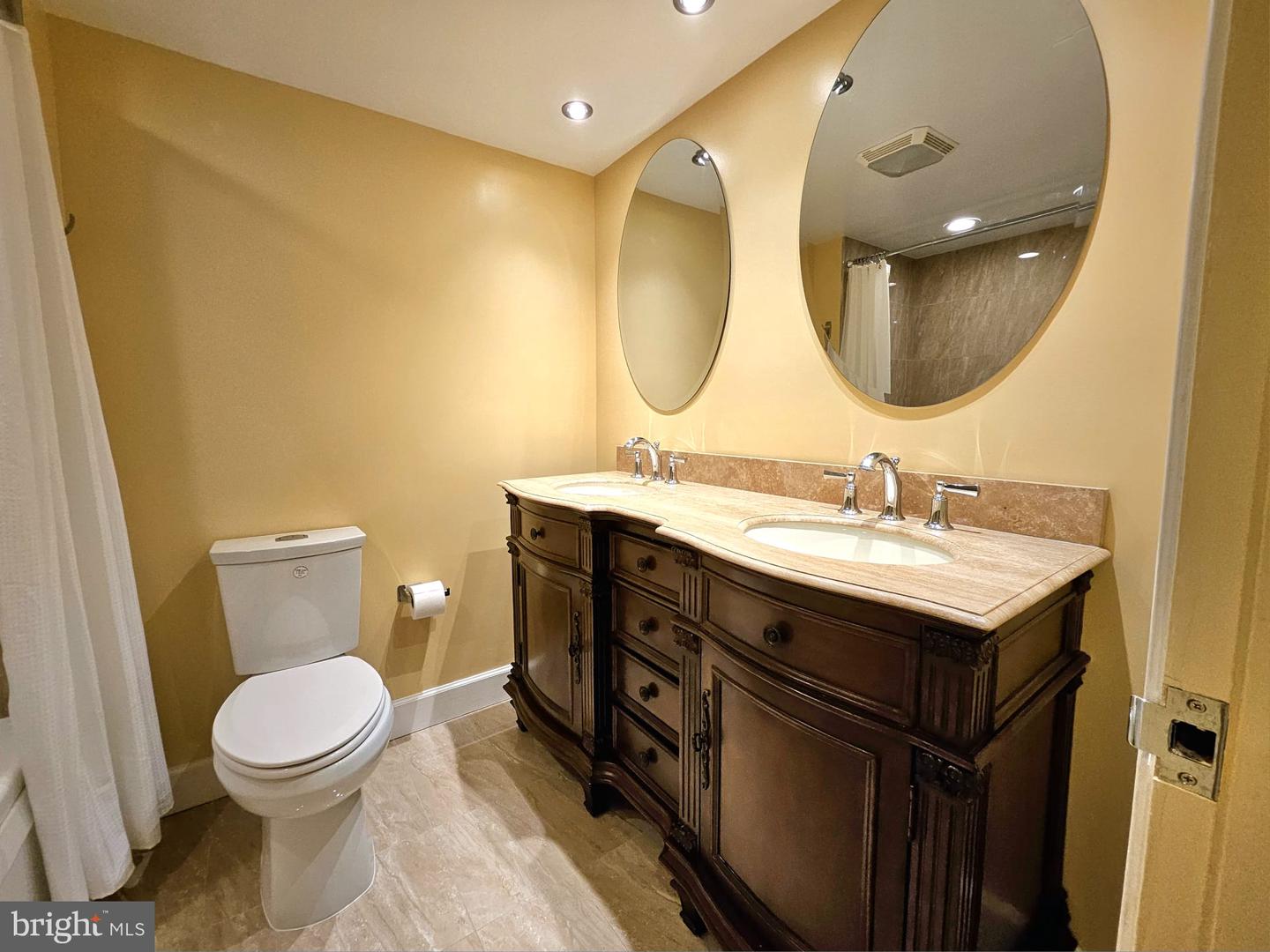 1080 WISCONSIN AVE NW #103/104, WASHINGTON, District Of Columbia 20007, 2 Bedrooms Bedrooms, ,3 BathroomsBathrooms,Residential,For sale,1080 WISCONSIN AVE NW #103/104,DCDC2160420 MLS # DCDC2160420