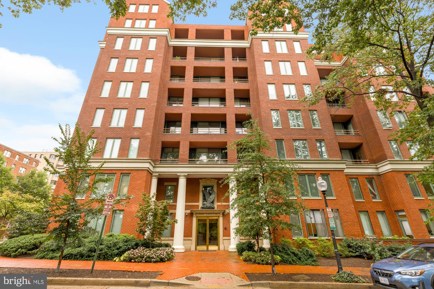 955 26TH ST NW #412, WASHINGTON, District Of Columbia 20037, 2 Bedrooms Bedrooms, ,3 BathroomsBathrooms,Residential,For sale,955 26TH ST NW #412,DCDC2160992 MLS # DCDC2160992