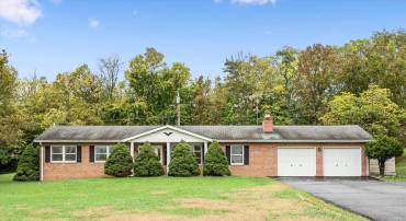 41 WRIGHTS MILL RD, BERRYVILLE, Virginia 22611, 3 Bedrooms Bedrooms, ,2 BathroomsBathrooms,Residential,For sale,41 WRIGHTS MILL RD,VACL2003080 MLS # VACL2003080