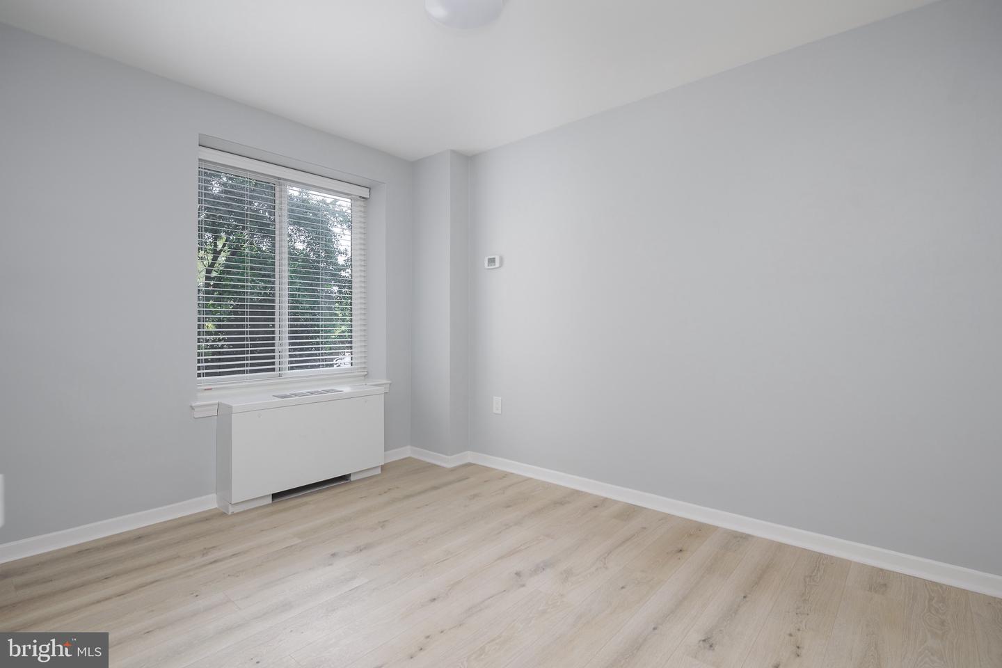 3000 SPOUT RUN PKWY #A201, ARLINGTON, Virginia 22201, 2 Bedrooms Bedrooms, ,1 BathroomBathrooms,Residential,For sale,3000 SPOUT RUN PKWY #A201,VAAR2049132 MLS # VAAR2049132