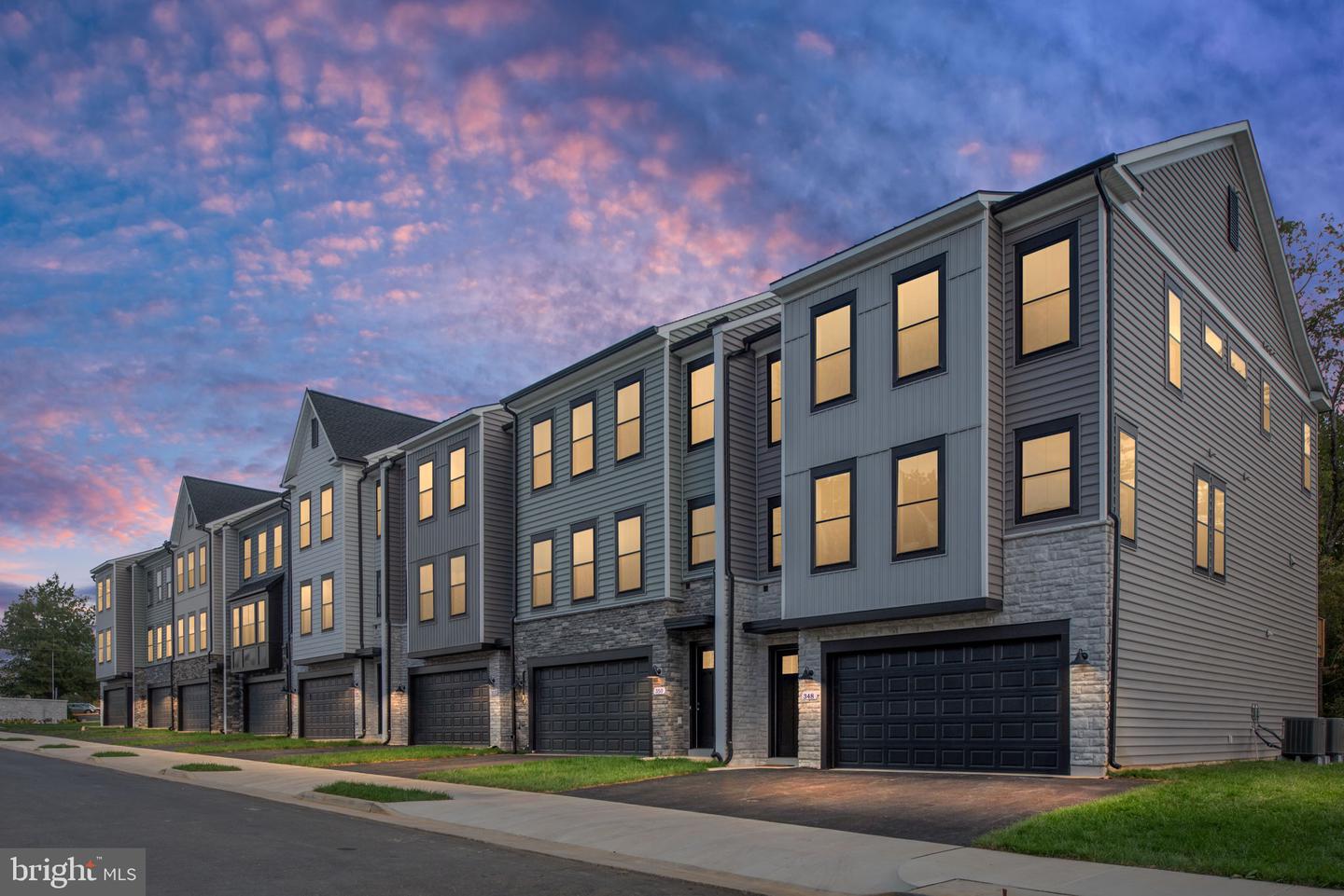 350 EVERMORE LN, STAFFORD, Virginia 22554, 4 Bedrooms Bedrooms, ,3 BathroomsBathrooms,Residential,For sale,350 EVERMORE LN,VAST2033166 MLS # VAST2033166