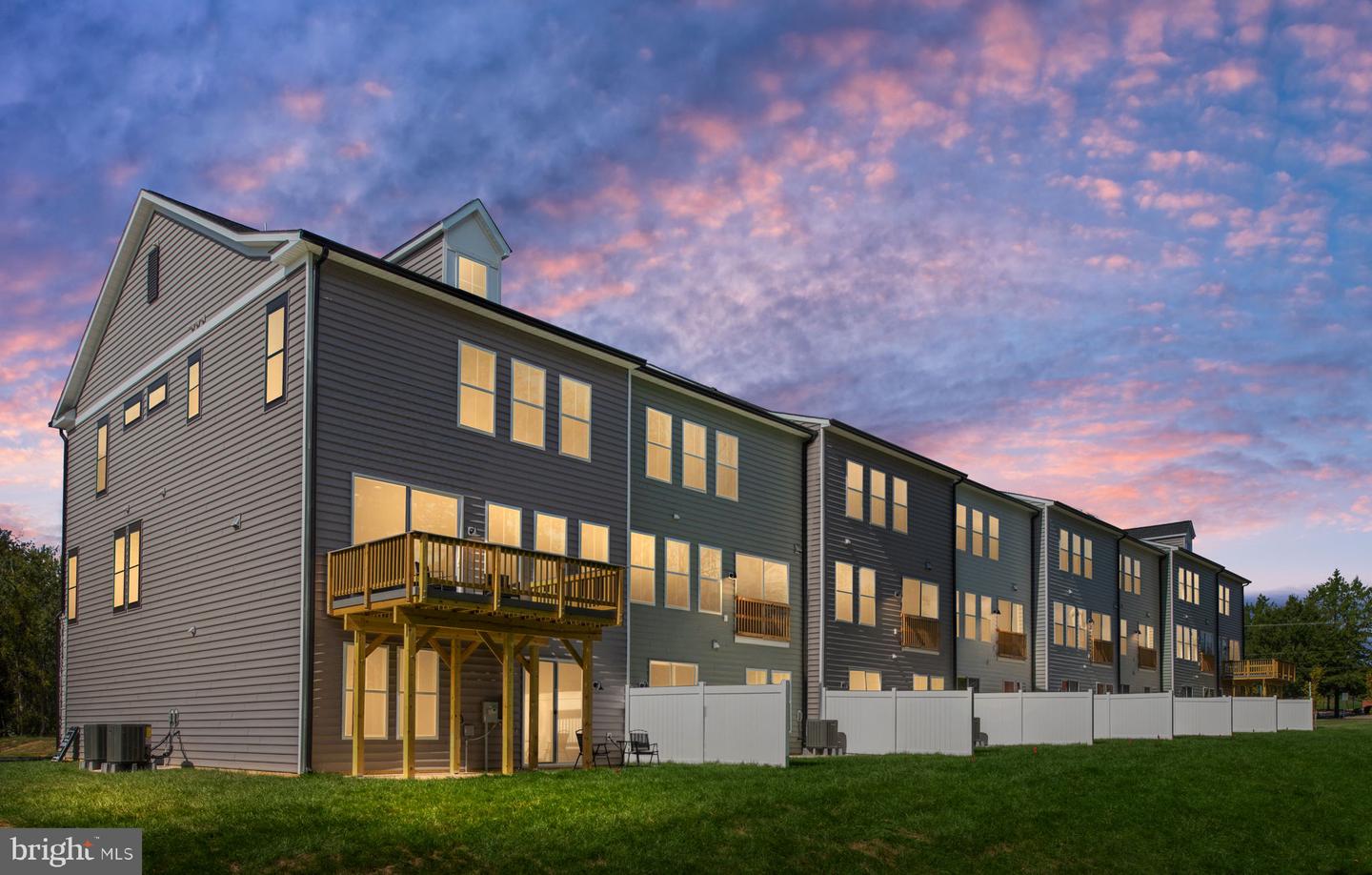 350 EVERMORE LN, STAFFORD, Virginia 22554, 4 Bedrooms Bedrooms, ,3 BathroomsBathrooms,Residential,For sale,350 EVERMORE LN,VAST2033166 MLS # VAST2033166