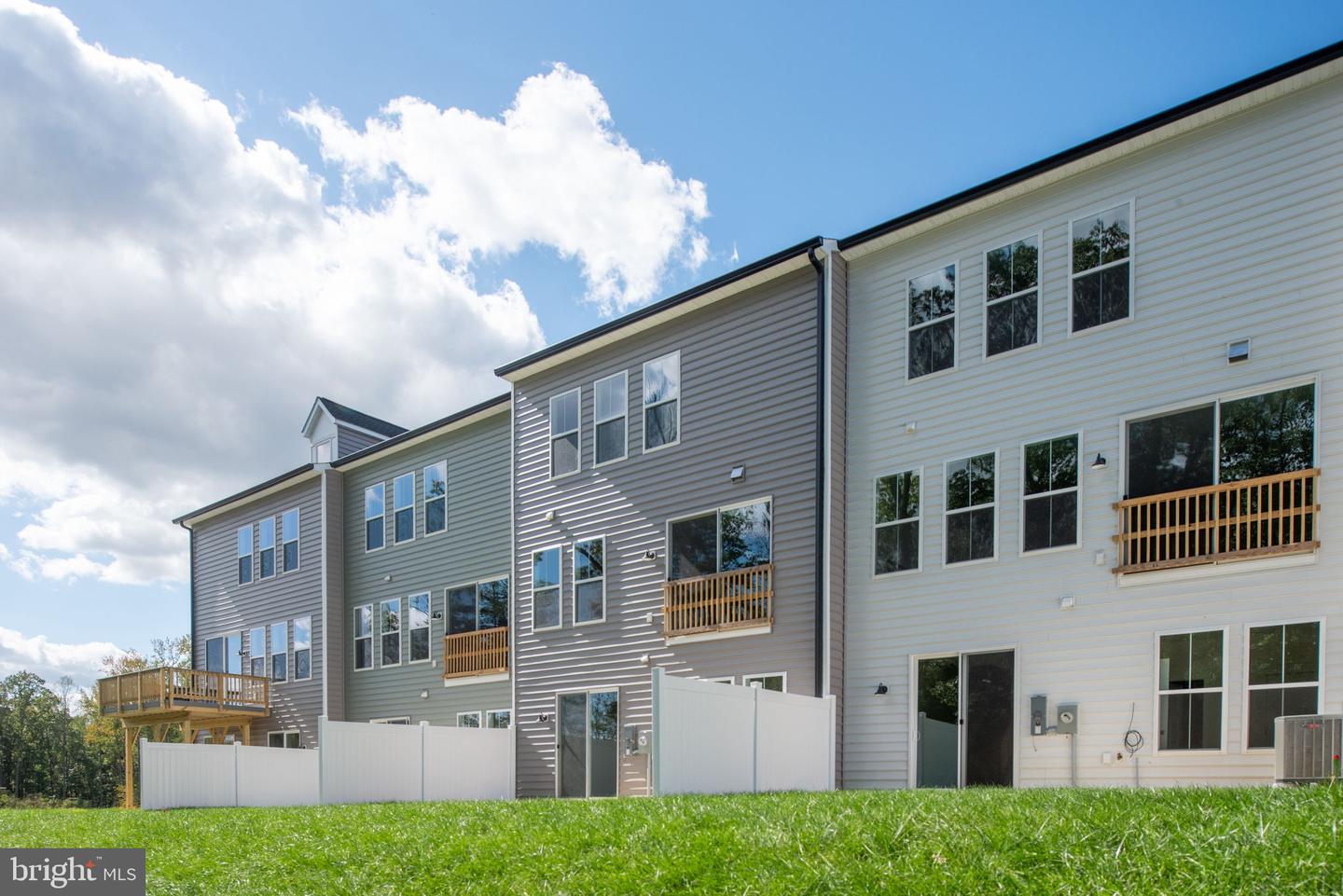 350 EVERMORE LN, STAFFORD, Virginia 22554, 4 Bedrooms Bedrooms, ,3 BathroomsBathrooms,Residential,For sale,350 EVERMORE LN,VAST2033166 MLS # VAST2033166