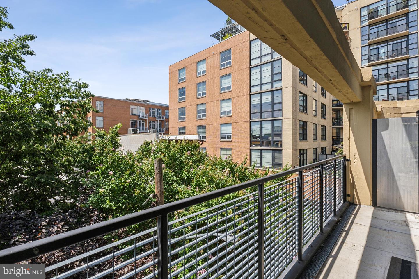 2125 14TH ST NW #327W, WASHINGTON, District Of Columbia 20009, 2 Bedrooms Bedrooms, 5 Rooms Rooms,2 BathroomsBathrooms,Residential,For sale,2125 14TH ST NW #327W,DCDC2147962 MLS # DCDC2147962